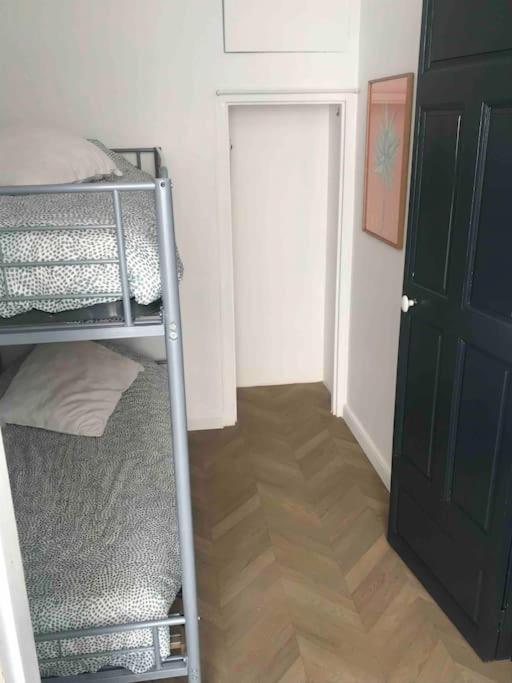 Grand Appartement En Maison De Ville Valreas Luaran gambar